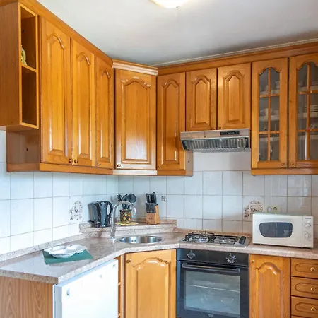 Mirela, A Romantic And Charming Pool *