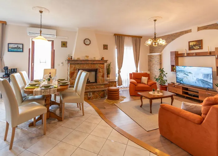 Mirela, A Romantic And Charming Pool * Nedeščina